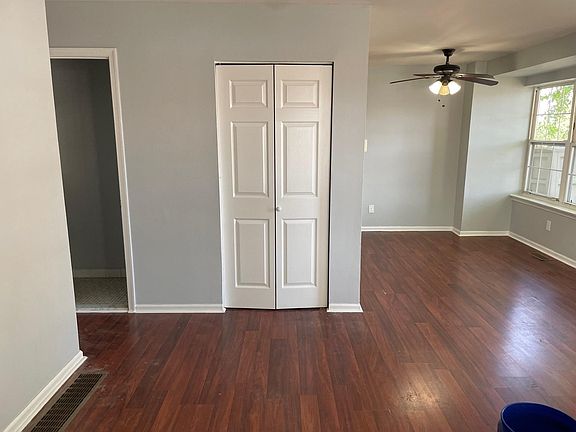 5th image of 2035 Grant Ave APT B