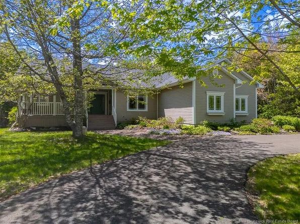 49 Starling Cres, Hanwell, NB E3E 2P8