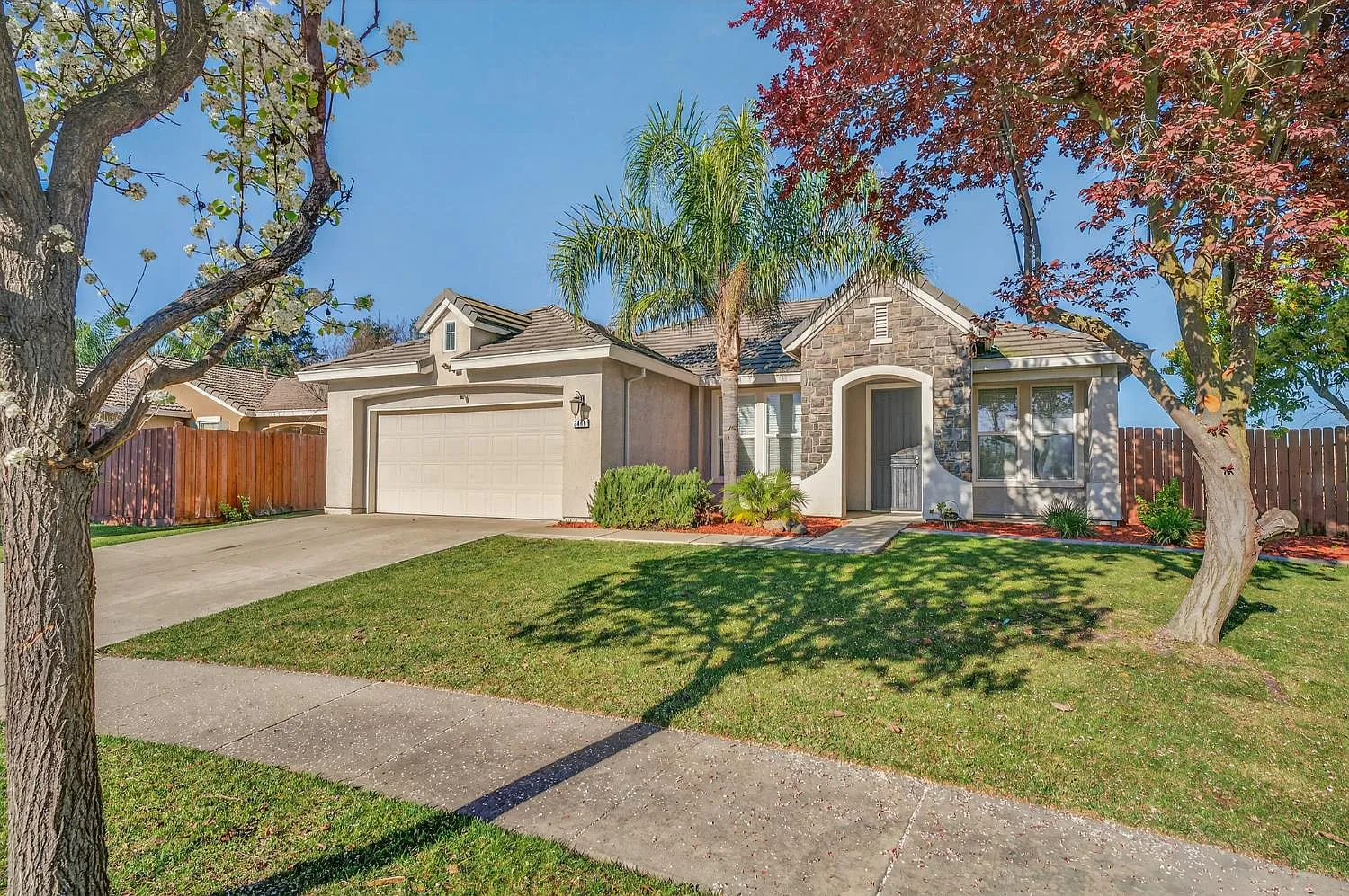 2446 Independence Trl photo 1