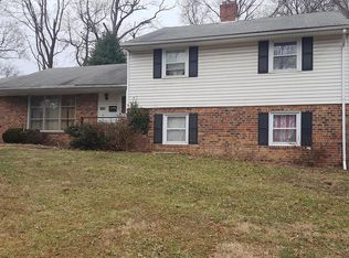 3106 Chapel View Dr, Beltsville, MD 20705