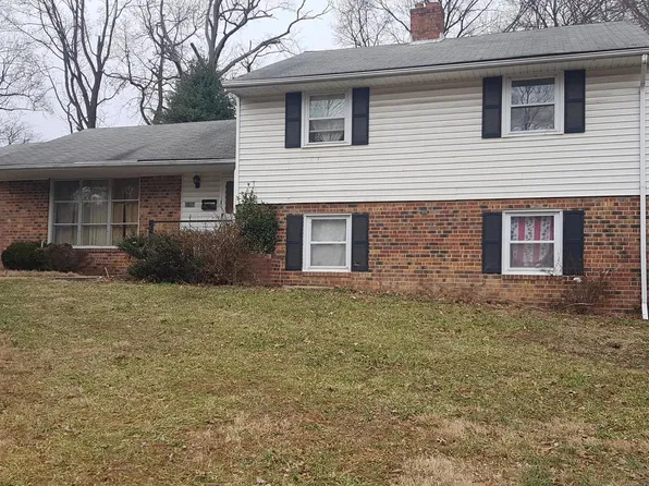 3106 Chapel View Dr, Beltsville, MD 20705