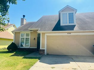 2721 Harrison Pl, Lawrence, KS 66047