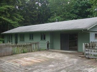 N1819 Nuestro Dr, Oostburg, WI 53070