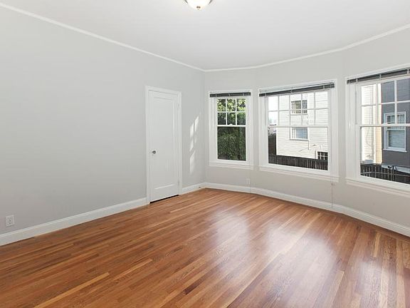 5th image of 1842 Jefferson St APT 107