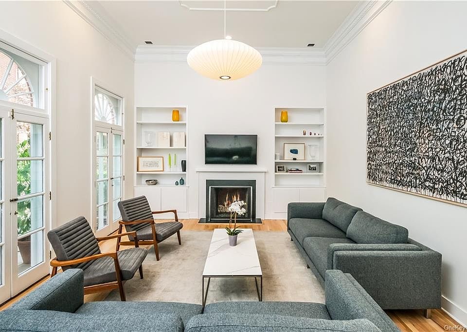 1st image of 152 Broadway #13SF