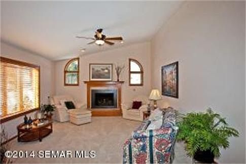 3rd image of 2205 Parkwood Hills Dr NE