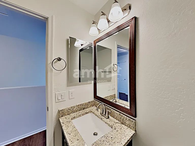 7923 W Payson Rd — Photo 10