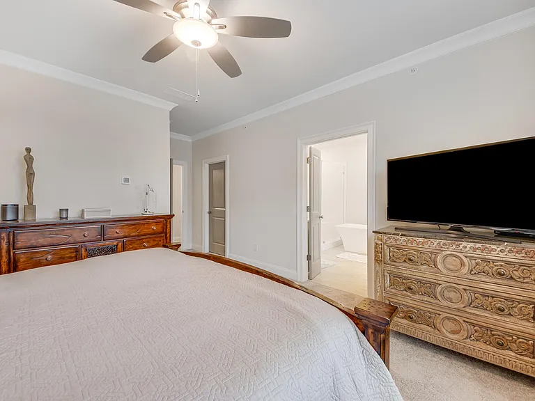306 Burgess Walk — Photo 26
