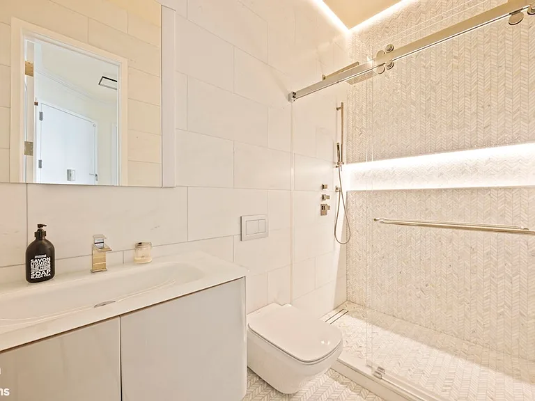 9 E 82nd St #2/3 — Photo 12