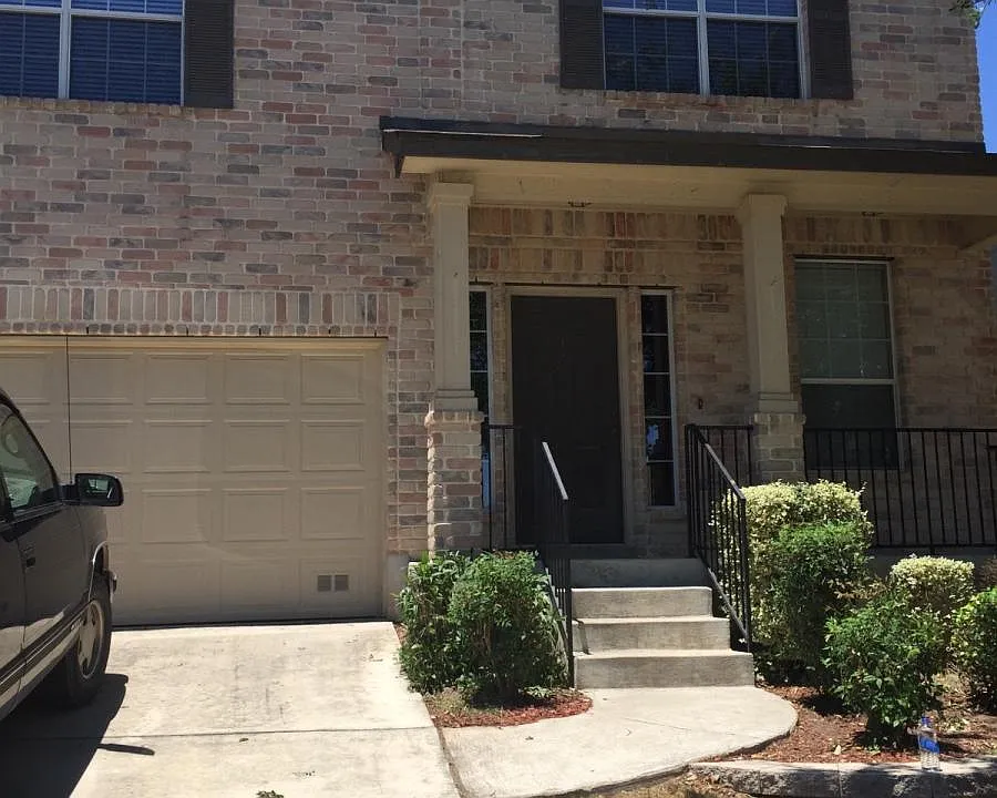 7926 Brazoria Park