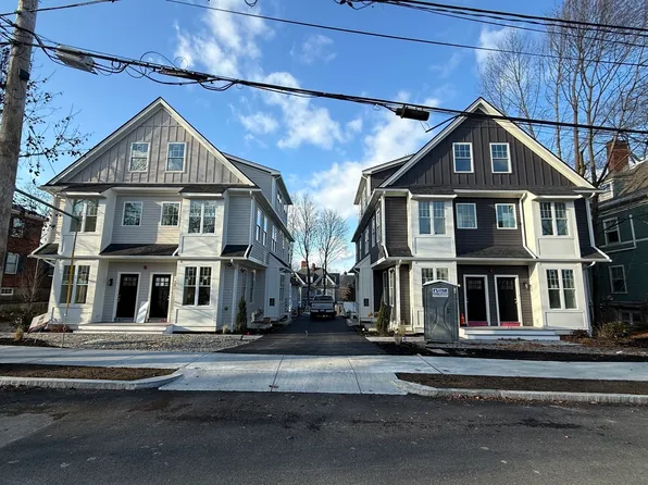 47 Chase St #4, Newton Center, MA 02459