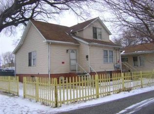 411 Hoffman St, Hammond, IN 46327