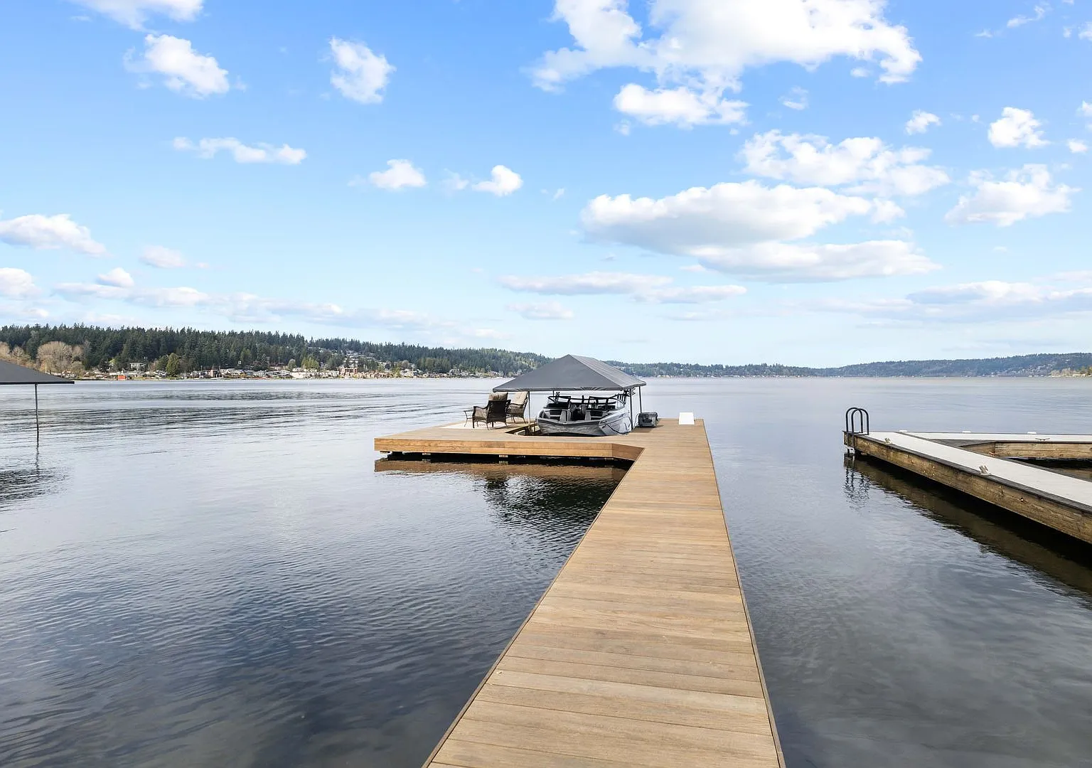4Bd/4.75Ba Bellevue Home — Photo 4