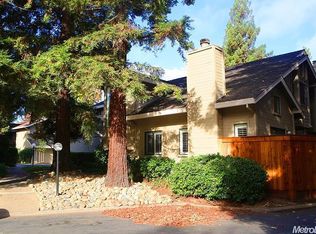 2062 University Park Dr, Sacramento, CA 95825