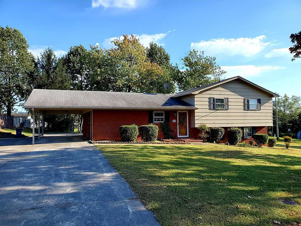 1st image of 3018 Camilla Ave