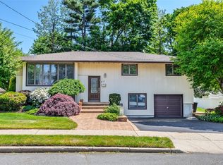 12 Jano Place, Plainview, NY 11803