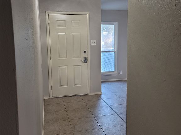 2nd image of 5715 Prentiss Dr