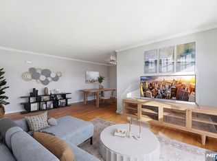 28 Knox Ter, Wayne, NJ 07470