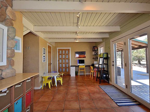 5th image of 3 Sierra Lejana Ln