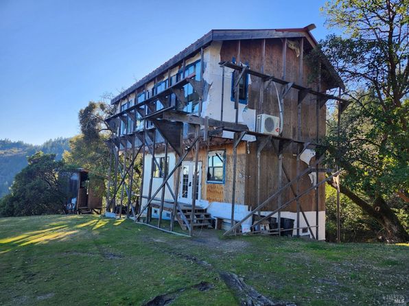 6851 Third Gate Rd, Willits, CA 95490