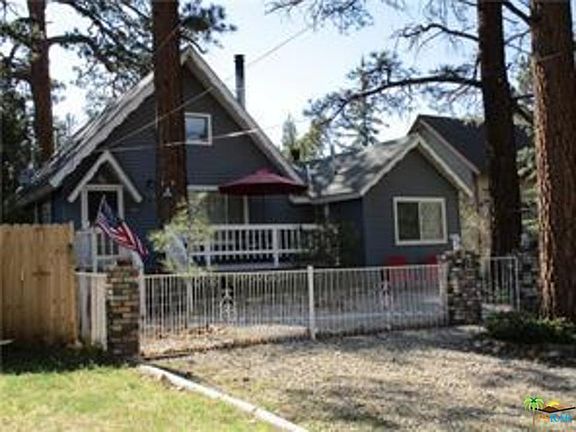 2nd image of 622 Imperial Ave