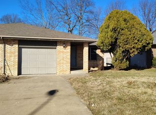 2743 S Hilton Ave APT B, Springfield, MO 65807