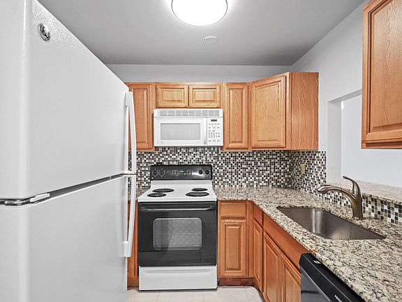 2nd image of 950 S Kanner Hwy APT D5