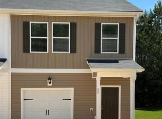 288 Oakwood Dr #106, Milledgeville, GA 31061