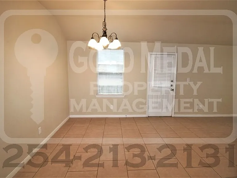 4505 Cambridge Dr — Photo 11