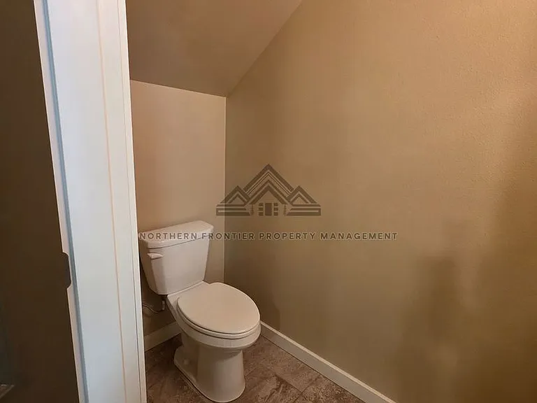 75 SW Silverstar Ln — Photo 18