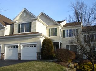 39 Mackenzie Ln N, Denville, NJ 07834