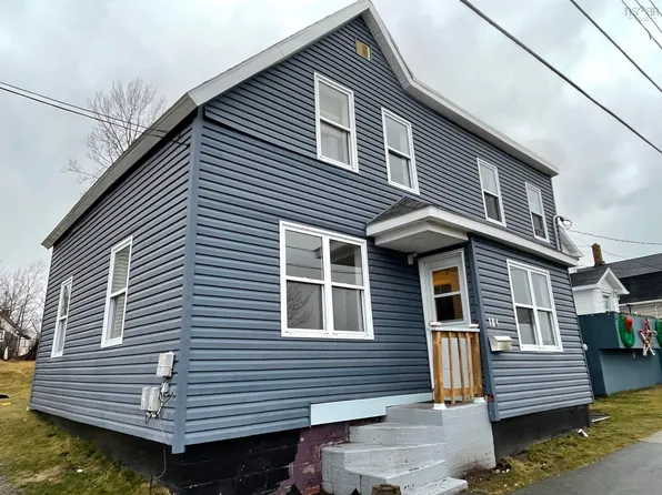 104 Intercolonial St, Sydney, NS B1P 1S6