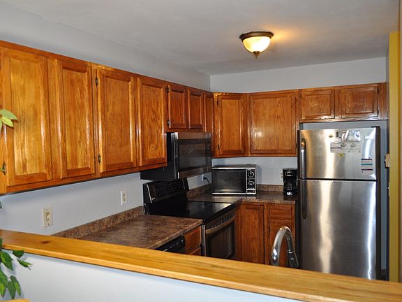 4th image of 1337 Glacier Hill Dr Unit 3