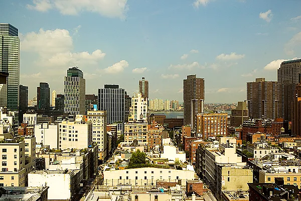 Sold by Modlin Group | media 27