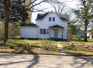 113 Summit Ave SW, Fertile, MN 56540