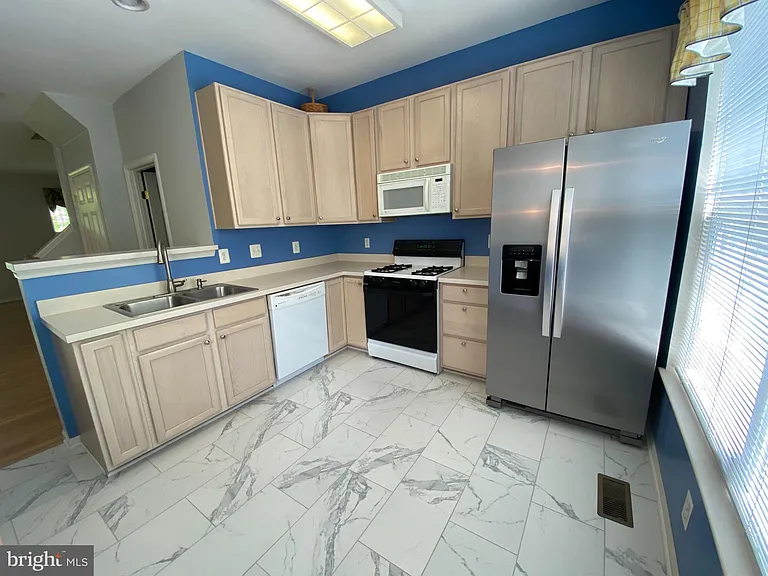 4110 Flower Box Ct — Photo 13