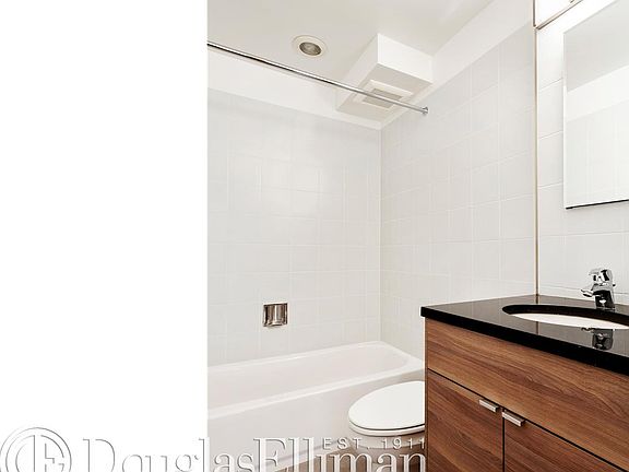 5th image of 26 E 11th St APT 1R