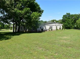 2400 Hickman Bluff Rd, Lavaca, AR 72941