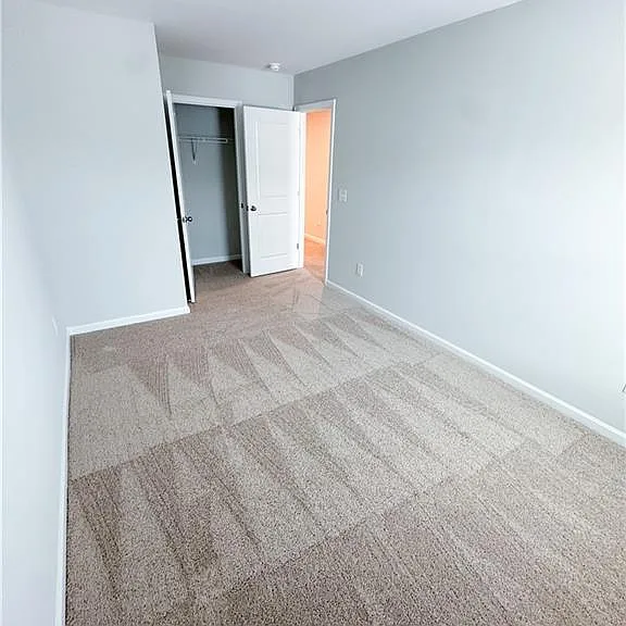 495 Crown Dr — Photo 13