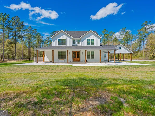 225 Captain Cone Ct, Brooklet, GA 30415