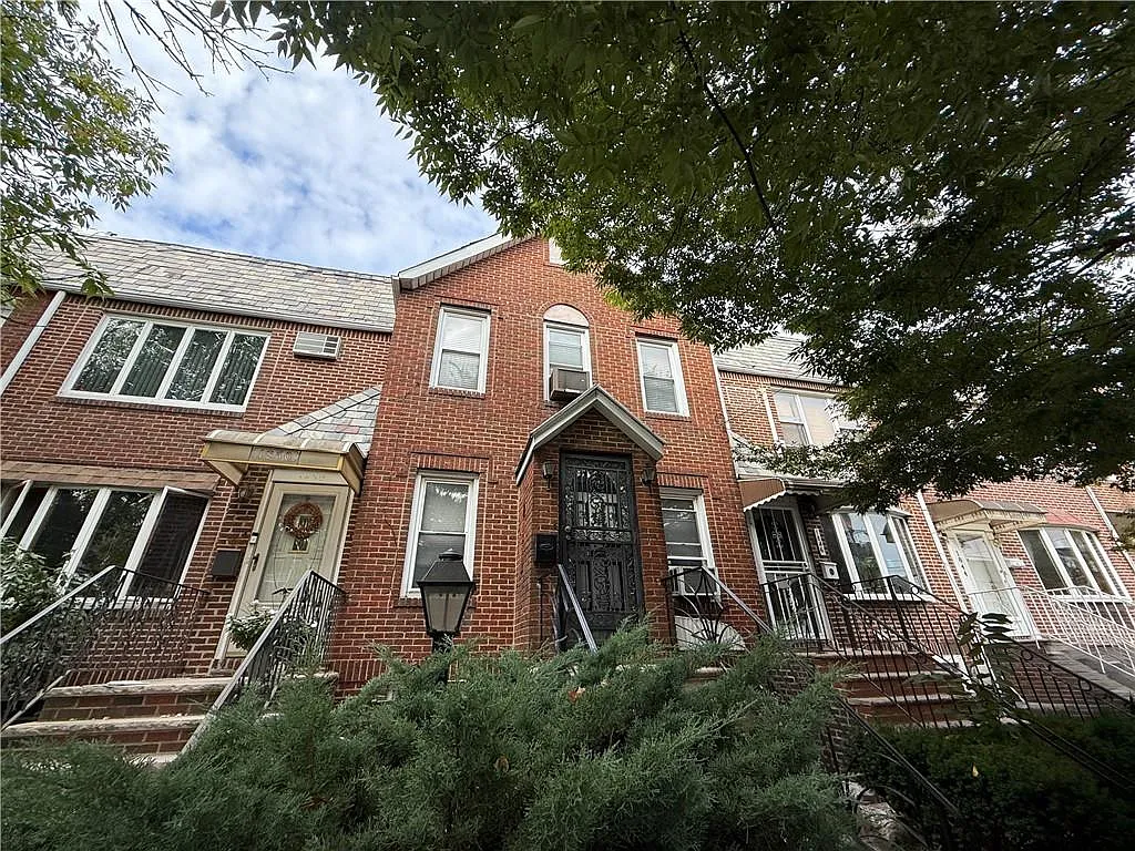 1848 Haring St photo 1