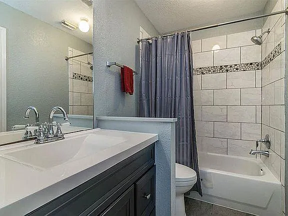 313 Winding Oak Ln S — Photo 13