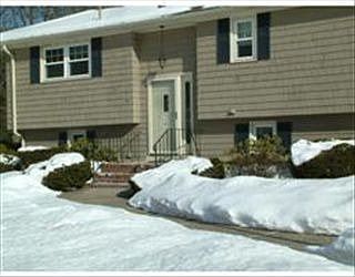 1st image of 3 Wildwood Dr