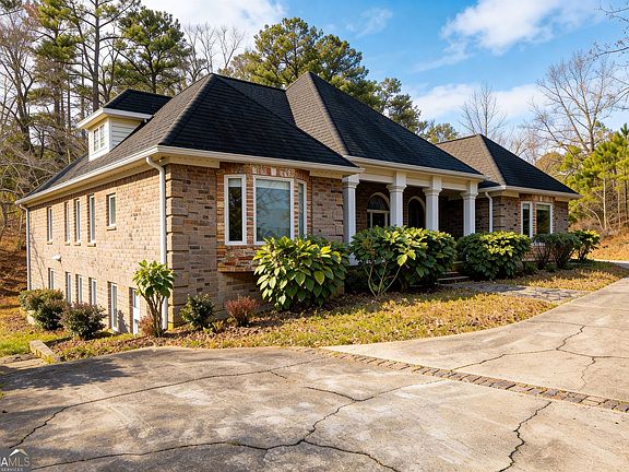 3rd image of 10060 Buice Rd