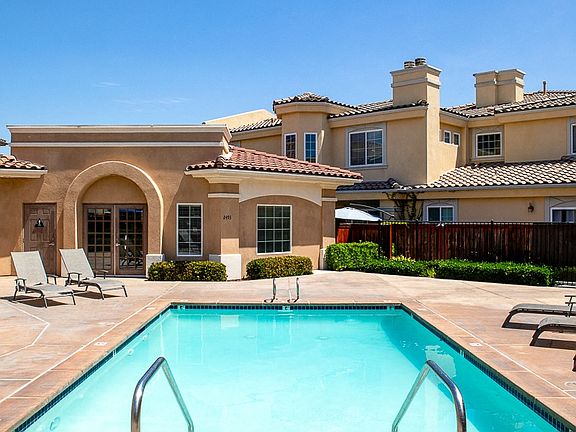 Jackson Pointe 111