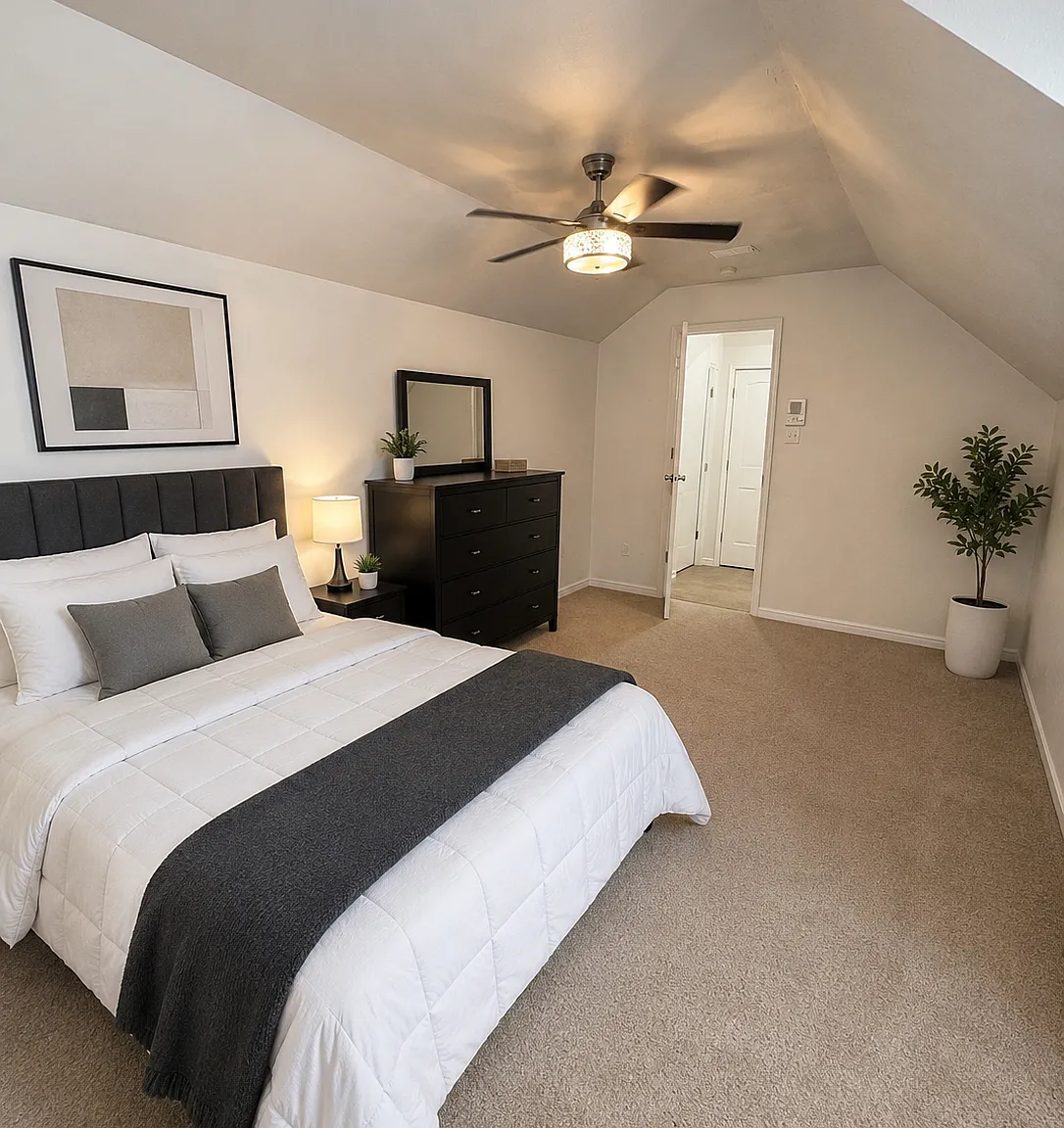6 bed, 3657 sqft, $1,250 — Photo 1
