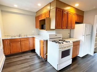 207 K St #3T, Boston, MA 02127