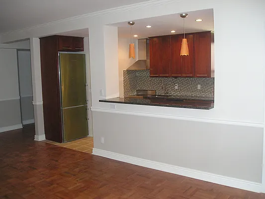 Sold by Palisade Partners RE LLC | media 1