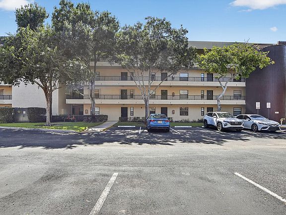 2nd image of 10451 W Broward Boulevard #108