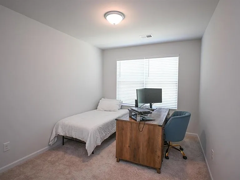 552 Kingfisher Ct — Photo 26